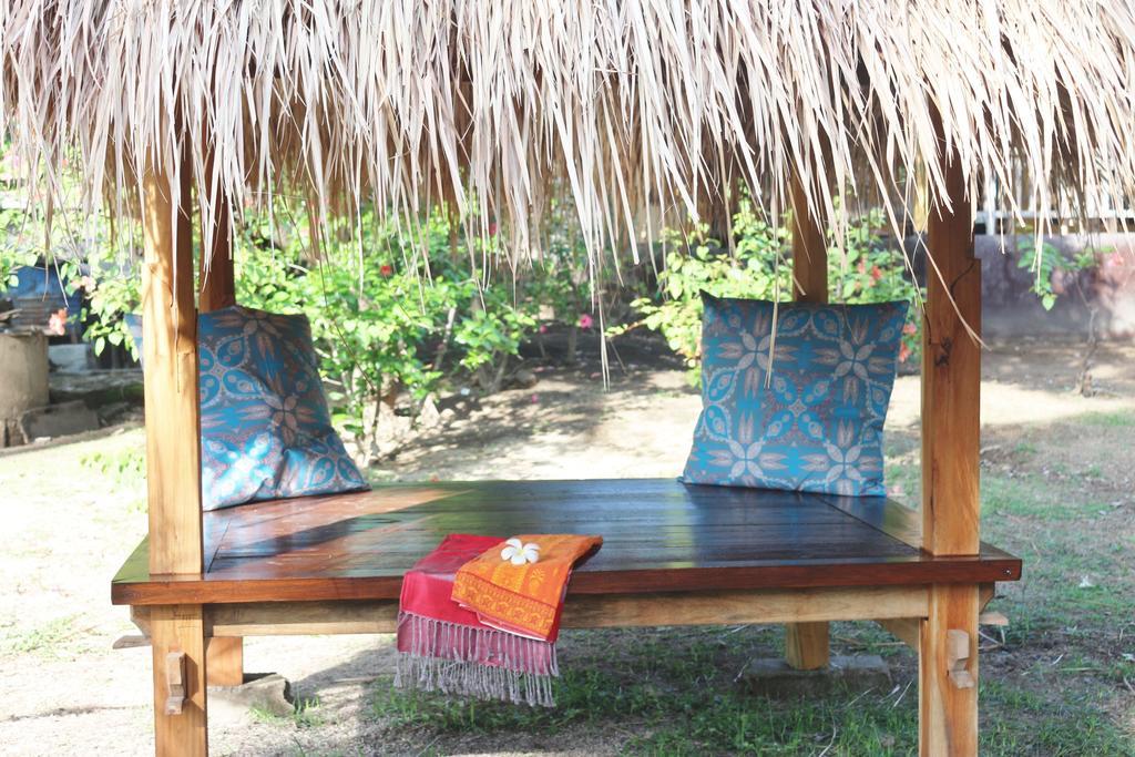 Ananda B&B Gili Air Exterior photo